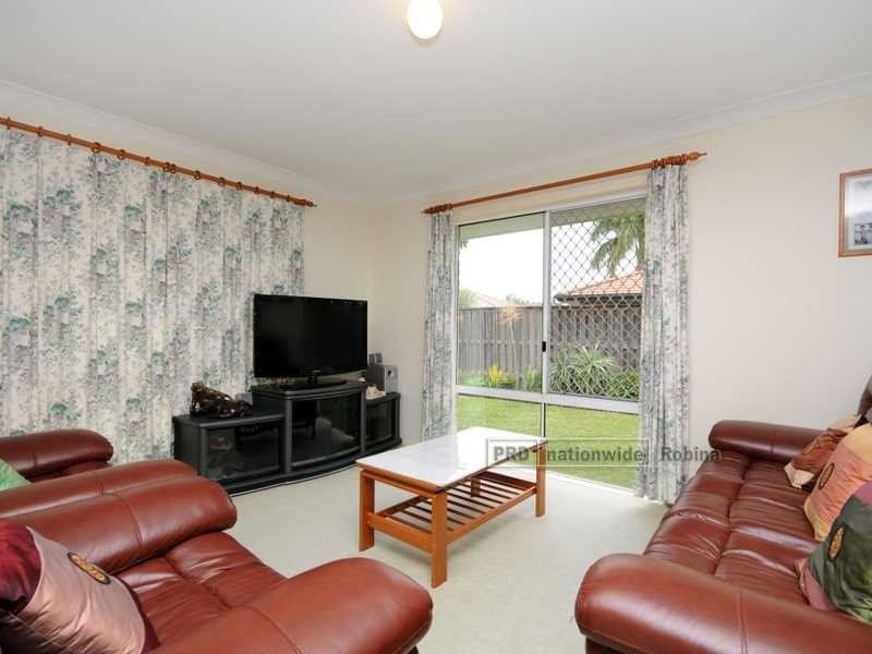 26 Regensberg Close, Varsity Lakes QLD 4227