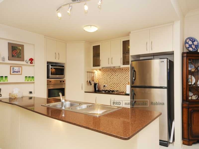 Unit 1052/1 The Cove Crescent, Carrara QLD 4211