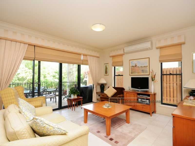 Unit 1052/1 The Cove Crescent, Carrara QLD 4211