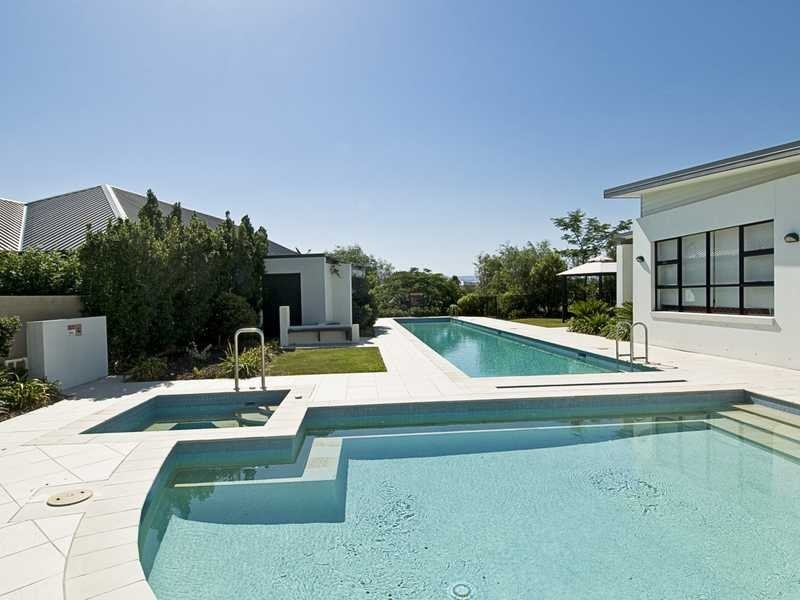 Unit 21/310 Laver Drive, Robina QLD 4226