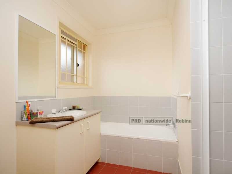Unit 11/98 Old Coach Rd, Mudgeeraba QLD 4213