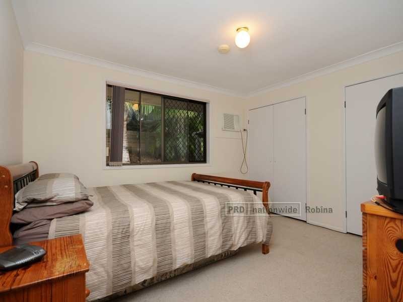 5 Jindivick Street, Worongary QLD 4213