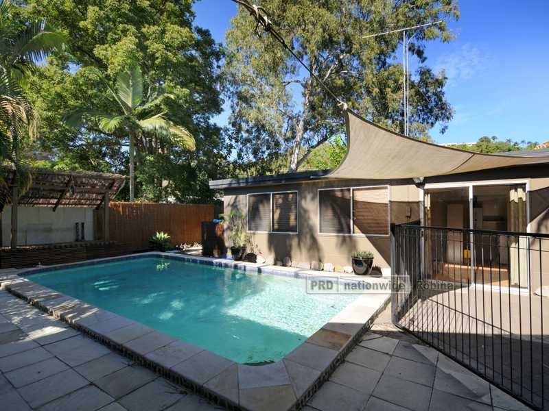 30 Bunyip Street, Burleigh Heads QLD 4220
