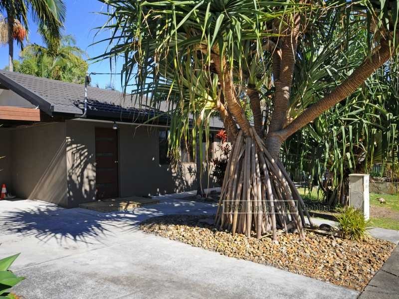 30 Bunyip Street, Burleigh Heads QLD 4220