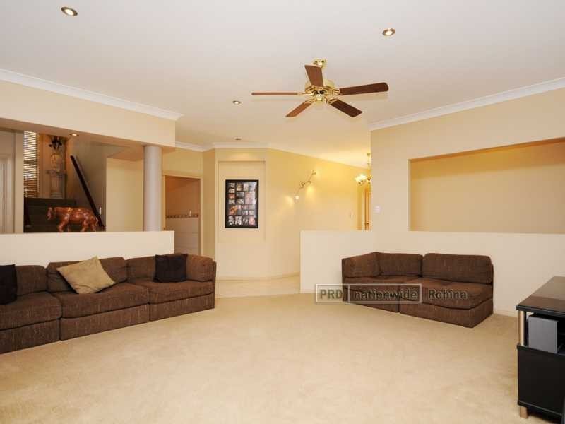 9 Eugenia Circuit, Robina QLD 4226