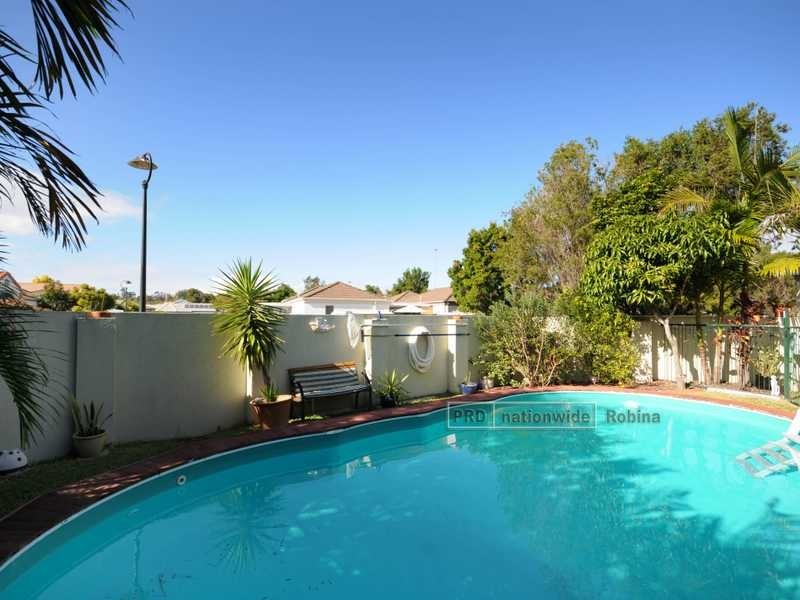 65 Cedarwood Crescent, Robina QLD 4226