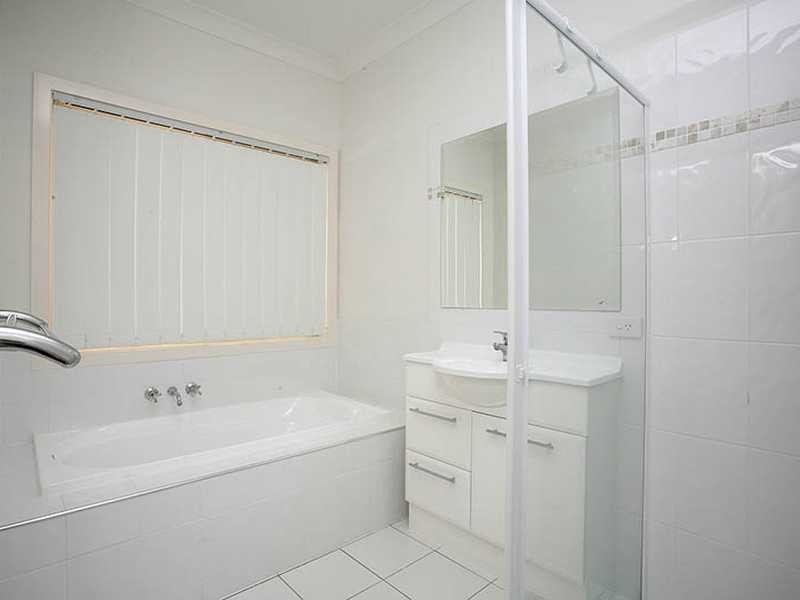 10 Possumwood Place, Reedy Creek QLD 4227