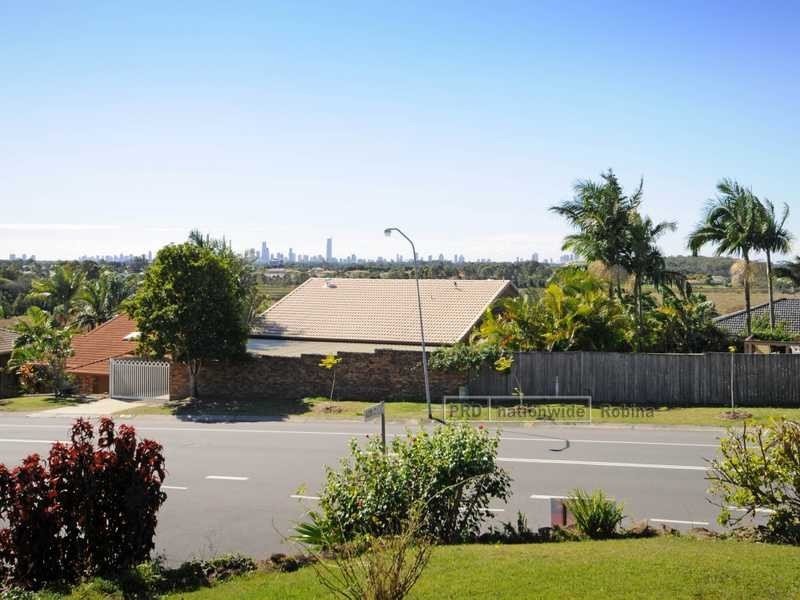 2 Alter Court, Merrimac QLD 4226