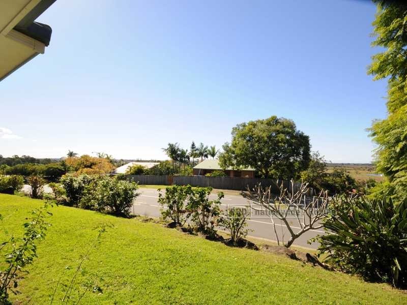 2 Alter Court, Merrimac QLD 4226