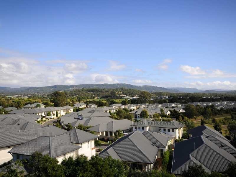 Unit 10 Glasswing/305 Easthill Drive, Robina QLD 4226