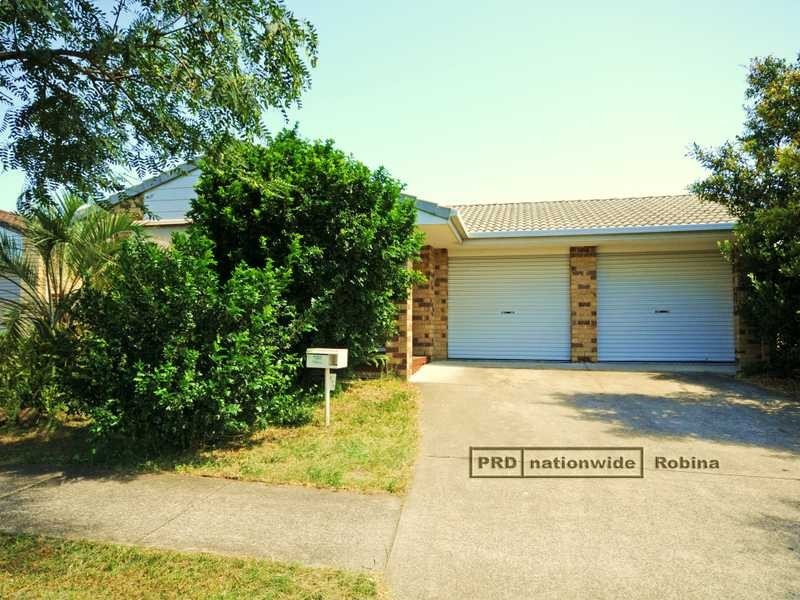 294 Christine Avenue, Varsity Lakes QLD 4227