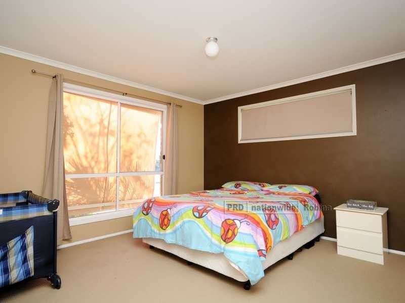 294 Christine Avenue, Varsity Lakes QLD 4227