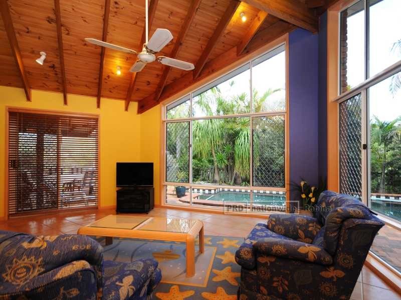 3 Mary Gilmour Court, Burleigh Heads QLD 4220