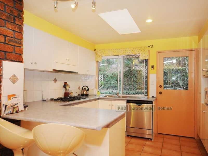 3 Mary Gilmour Court, Burleigh Heads QLD 4220