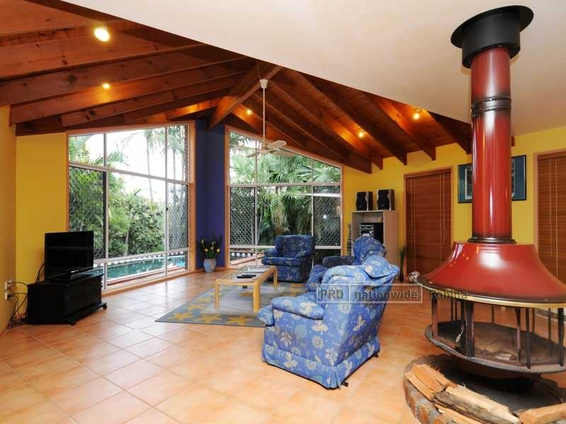 3 Mary Gilmour Court, Burleigh Heads QLD 4220