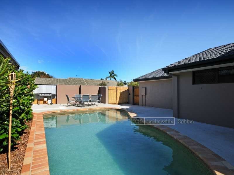 17 Pascali Court, Varsity Lakes QLD 4227