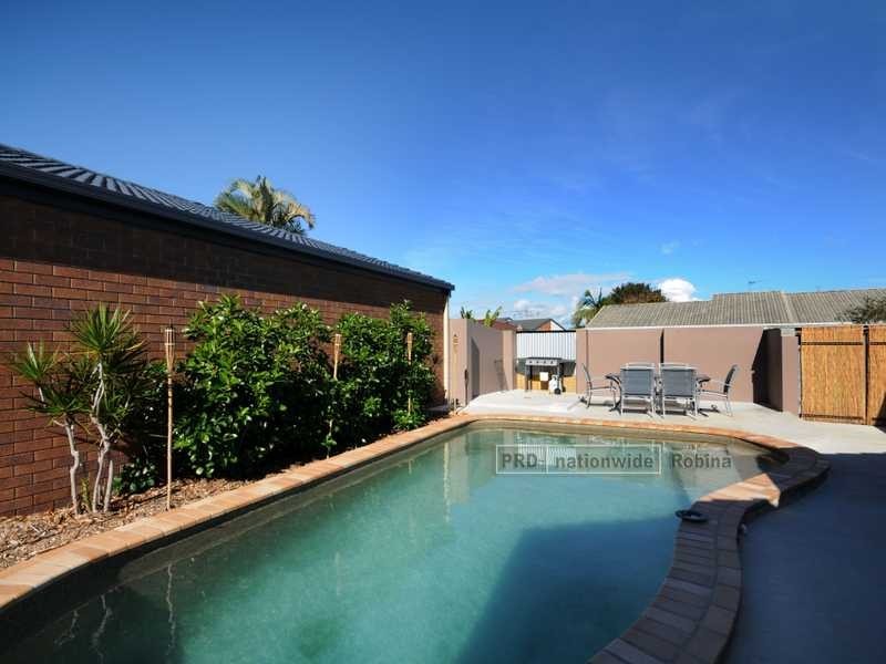 17 Pascali Court, Varsity Lakes QLD 4227