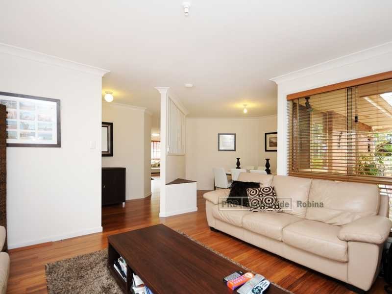 20 Claremont Drive, Robina QLD 4226