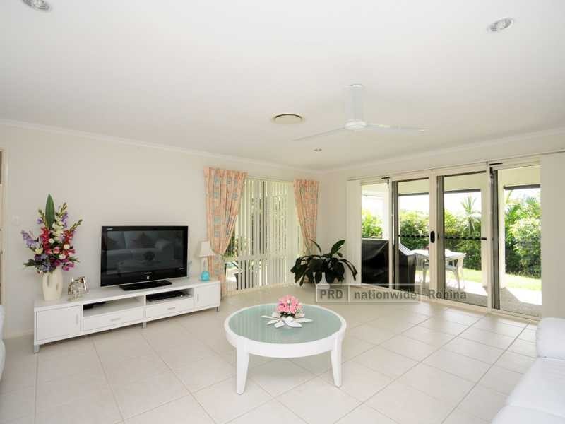 19 Glenny Street, Mudgeeraba QLD 4213