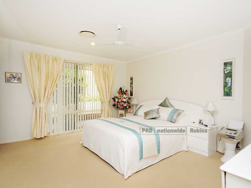 19 Glenny Street, Mudgeeraba QLD 4213