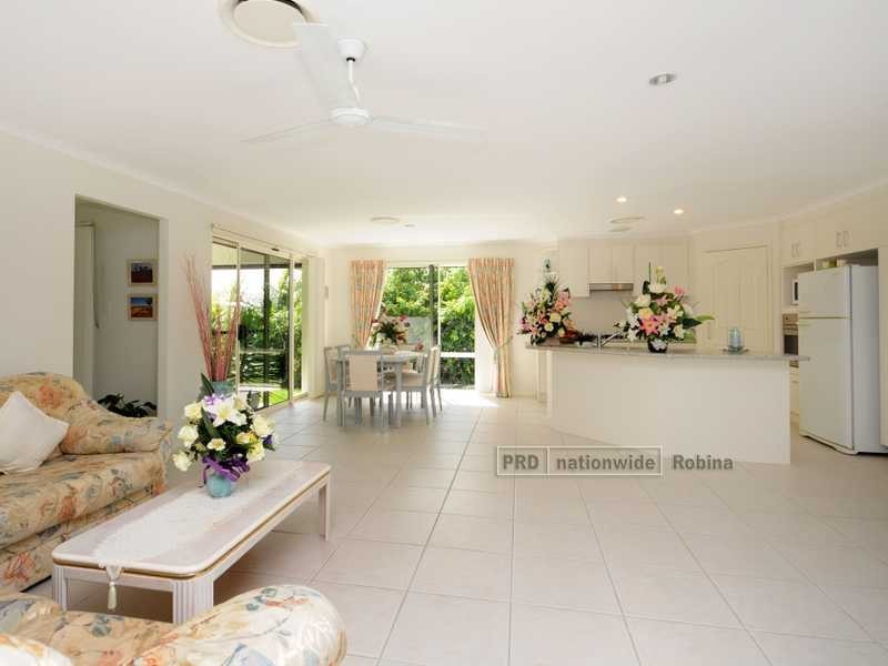 19 Glenny Street, Mudgeeraba QLD 4213