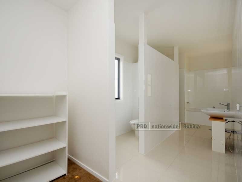 48 Peach Drive, Robina QLD 4226