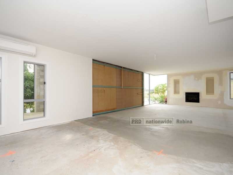 48 Peach Drive, Robina QLD 4226