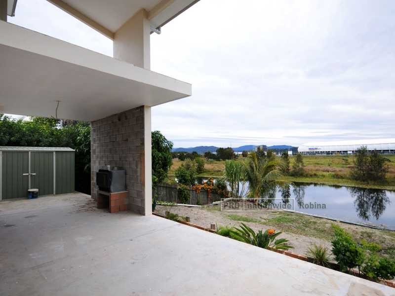 48 Peach Drive, Robina QLD 4226