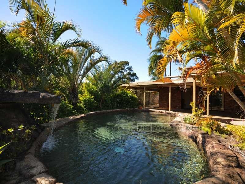 1 Burcott Court, Carrara QLD 4211