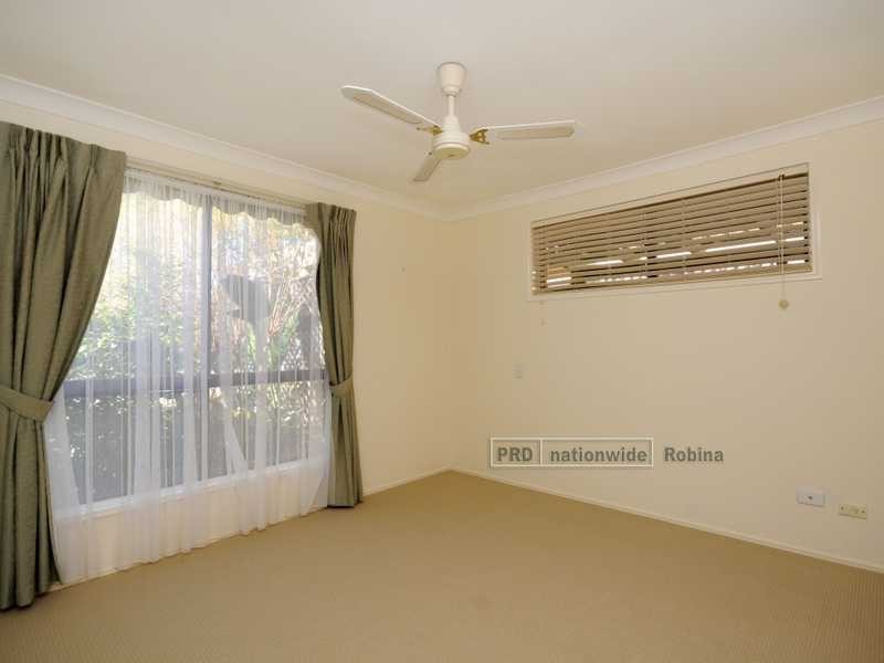 1 Burcott Court, Carrara QLD 4211