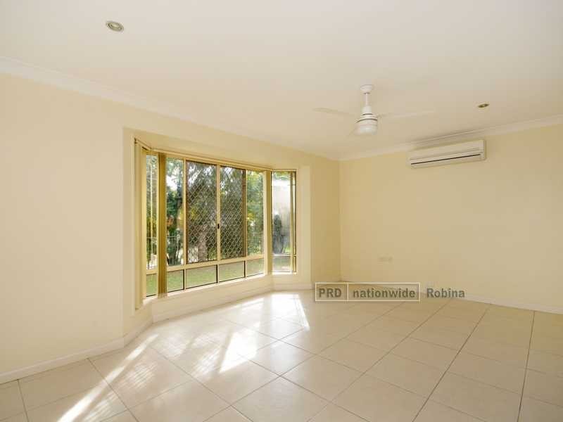 19 Trinity Place, Robina QLD 4226