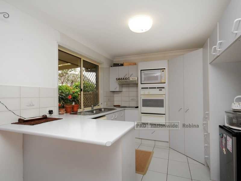 4 Karrinyup Place, Robina QLD 4226