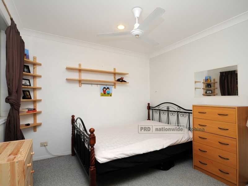 4 Karrinyup Place, Robina QLD 4226