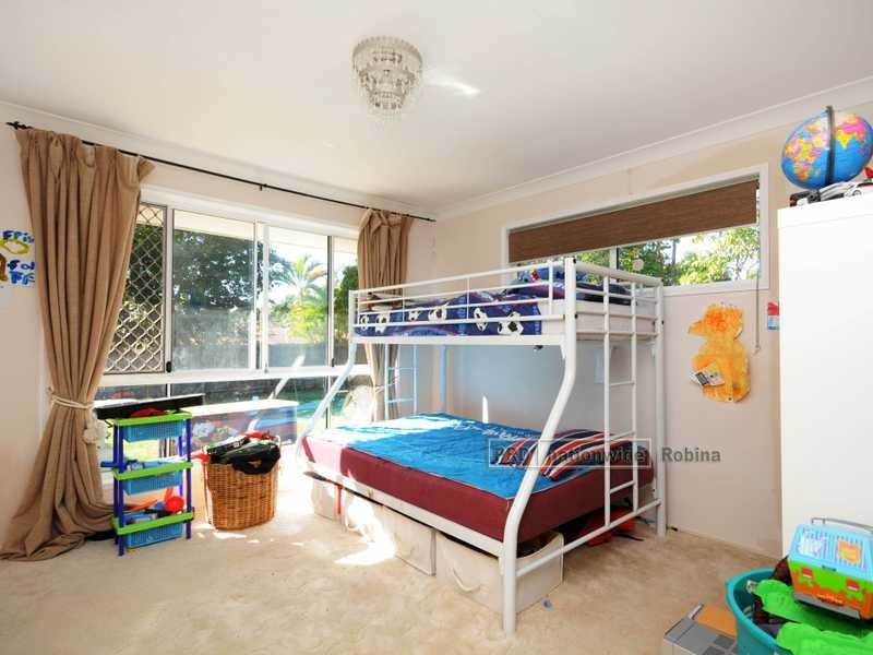 10 Glen Iris Place, Robina QLD 4226