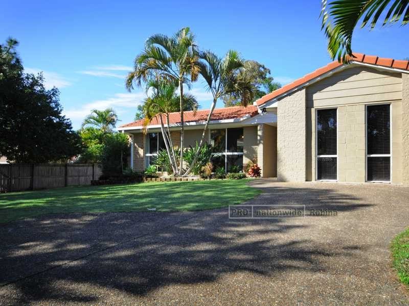10 Glen Iris Place, Robina QLD 4226
