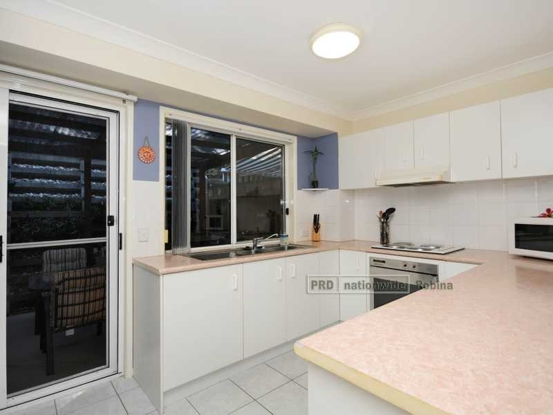 Unit 11/10 Cobai Drive, Mudgeeraba QLD 4213