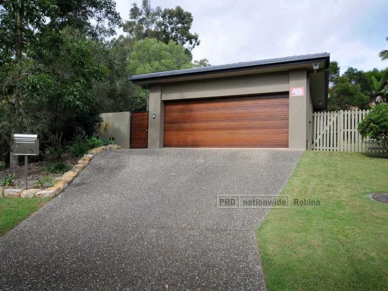 5 Sylvania Place, Robina QLD 4226