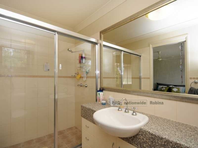 Unit 10/5 Assembly Drive, Varsity Lakes QLD 4227