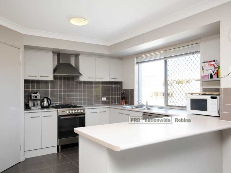 1 Phoebe Rise, Bonogin QLD 4213