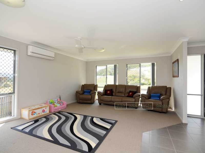 1 Phoebe Rise, Bonogin QLD 4213
