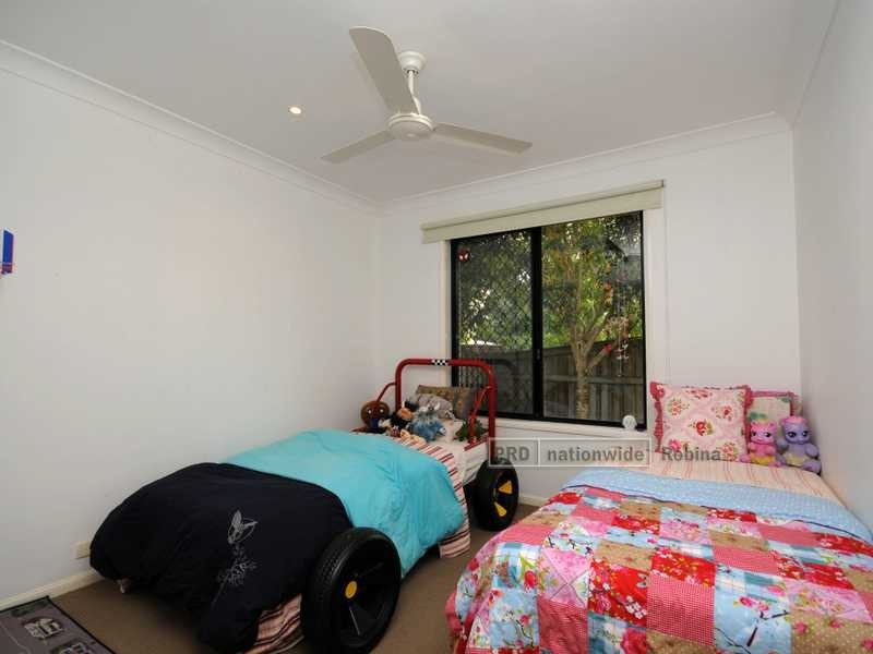 Unit 32/2 Langport Parade, Mudgeeraba QLD 4213