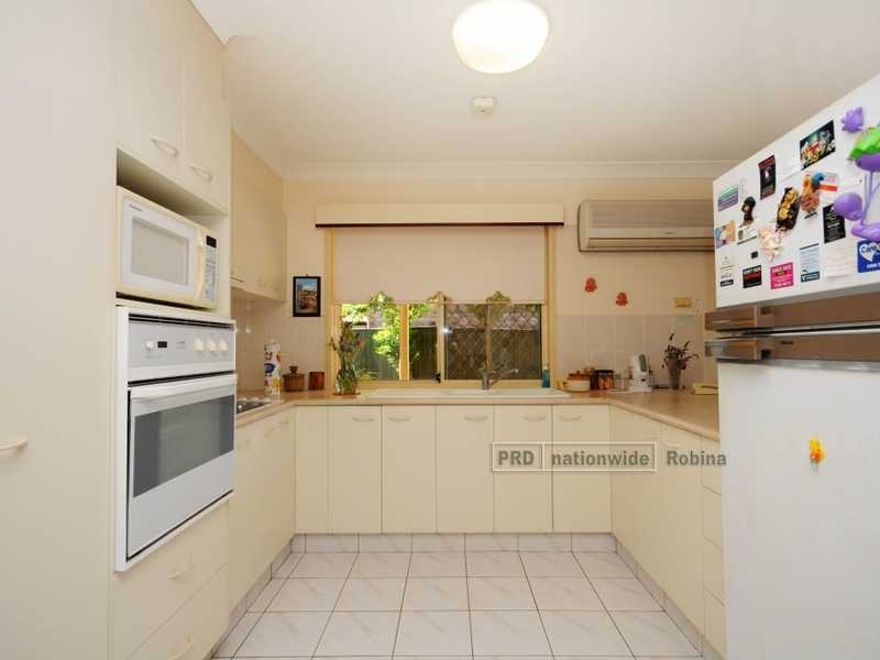 Unit 2/20 Wisconsin Street, Varsity Lakes QLD 4227