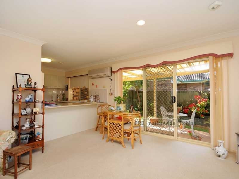 Unit 2/20 Wisconsin Street, Varsity Lakes QLD 4227