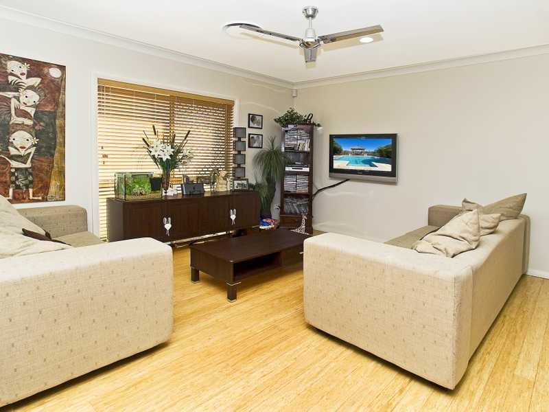 30 Peach Drive, Robina QLD 4226