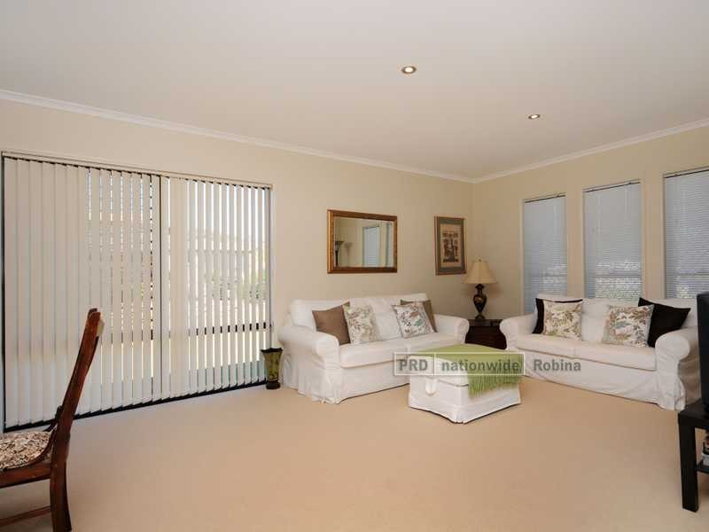 26 Boogeardt Rise, Bonogin QLD 4213