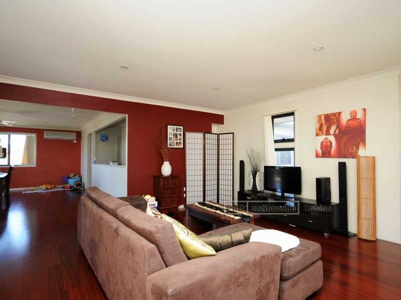 1/4 Faculty Crescent, Mudgeeraba QLD 4213