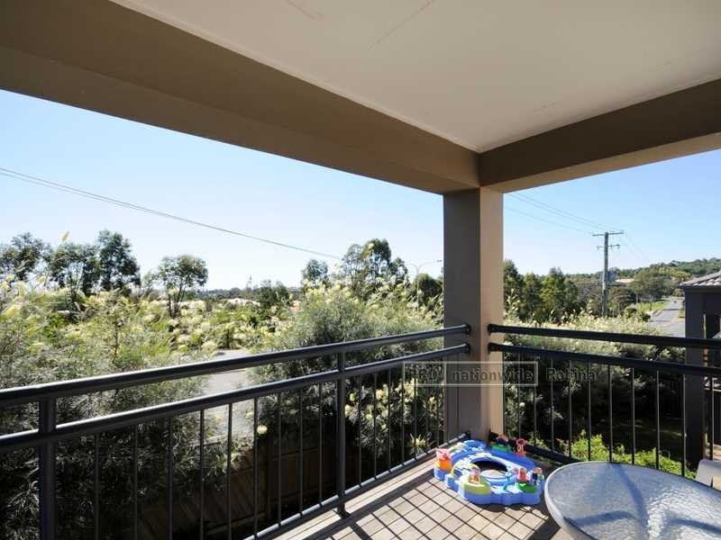 1/4 Faculty Crescent, Mudgeeraba QLD 4213