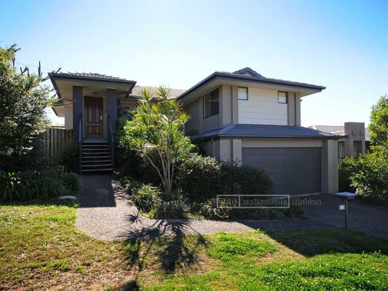 2/4 Faculty Crescent, Mudgeeraba QLD 4213