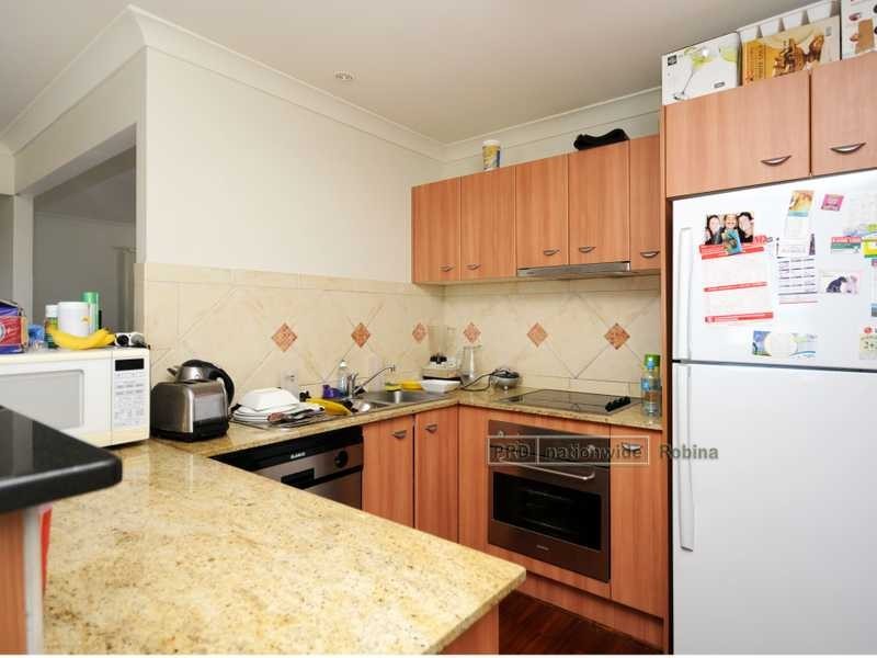 2/4 Faculty Crescent, Mudgeeraba QLD 4213