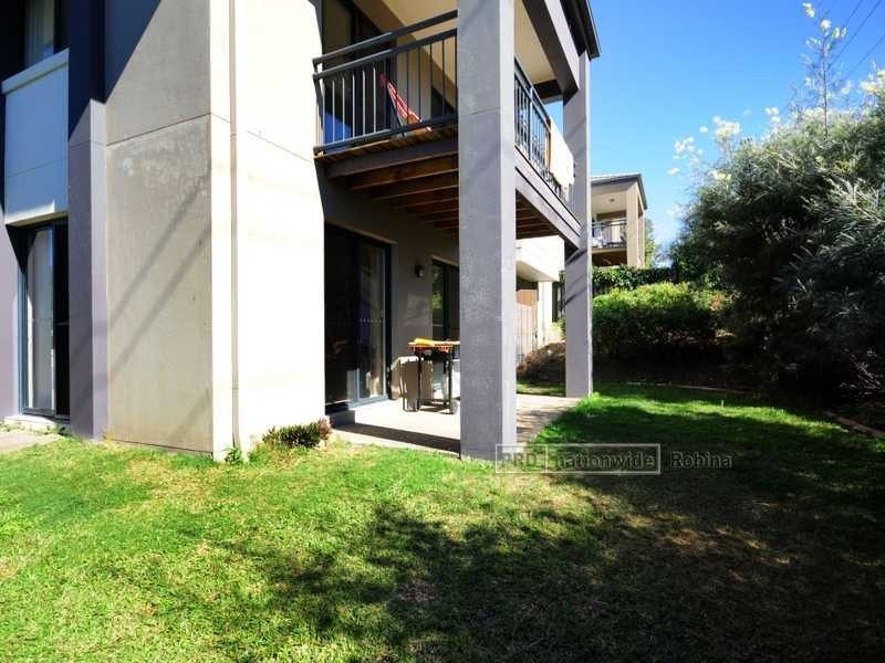 2/4 Faculty Crescent, Mudgeeraba QLD 4213